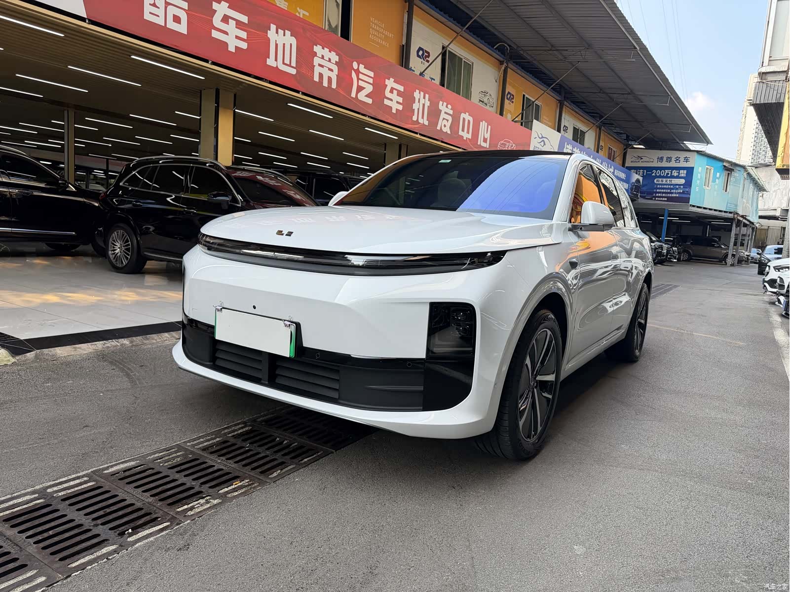 Li Auto L6, 2024 1