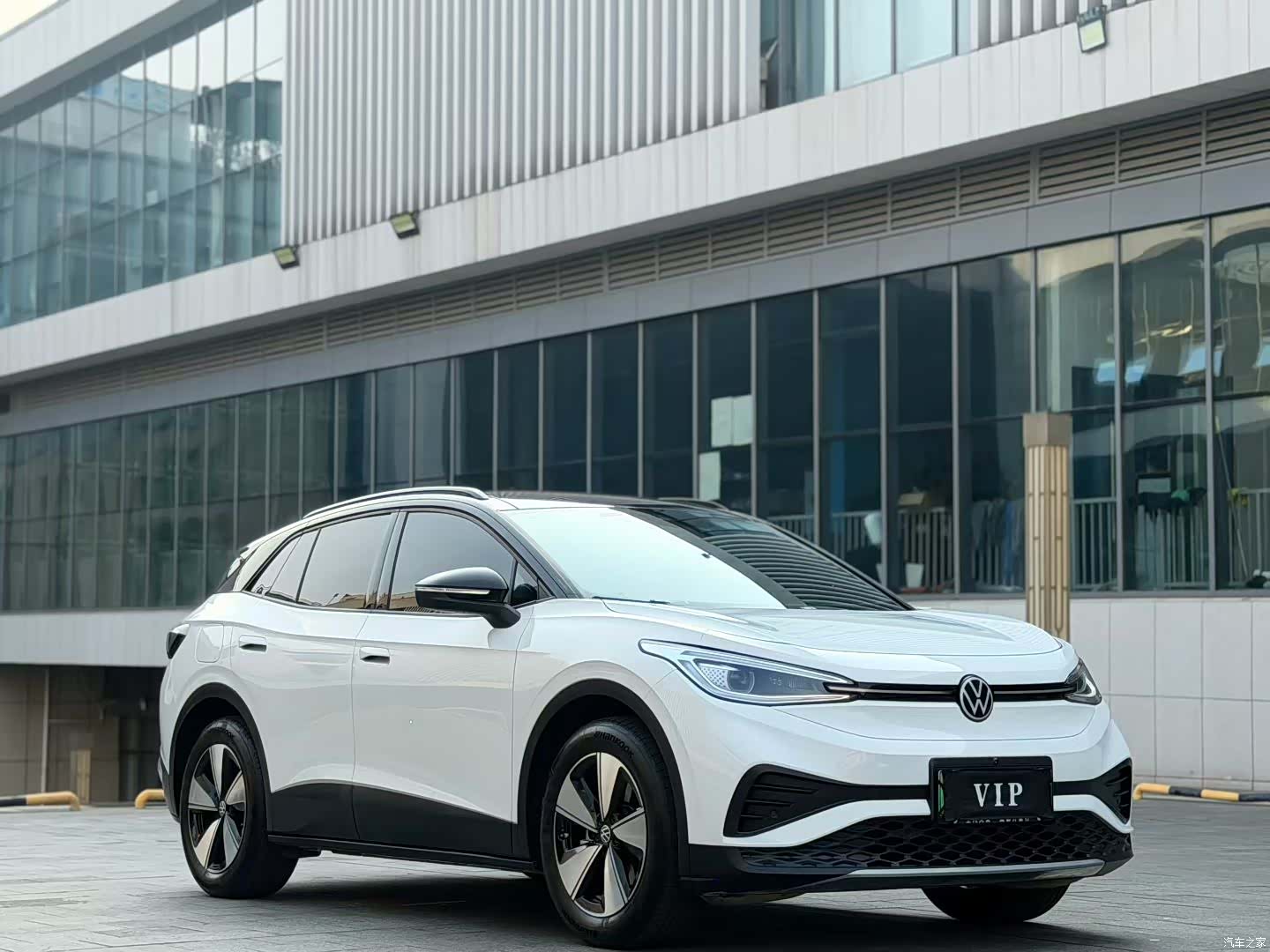Volkswagen ID.4, 2025 3