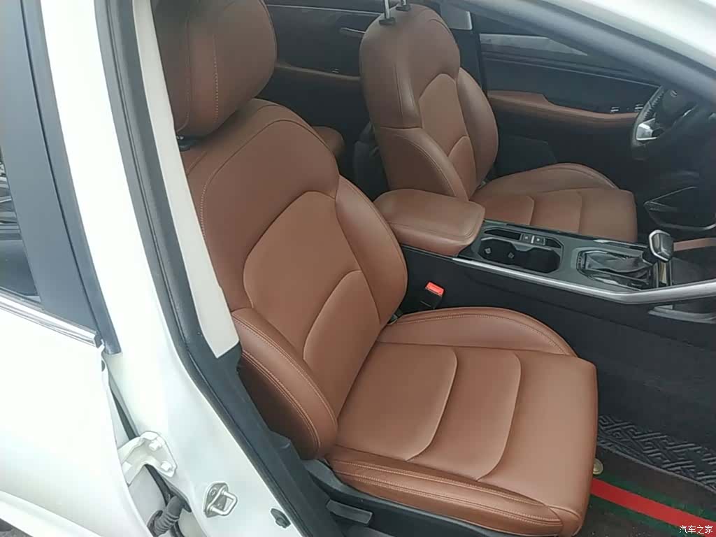 Geely X6, 2022 25