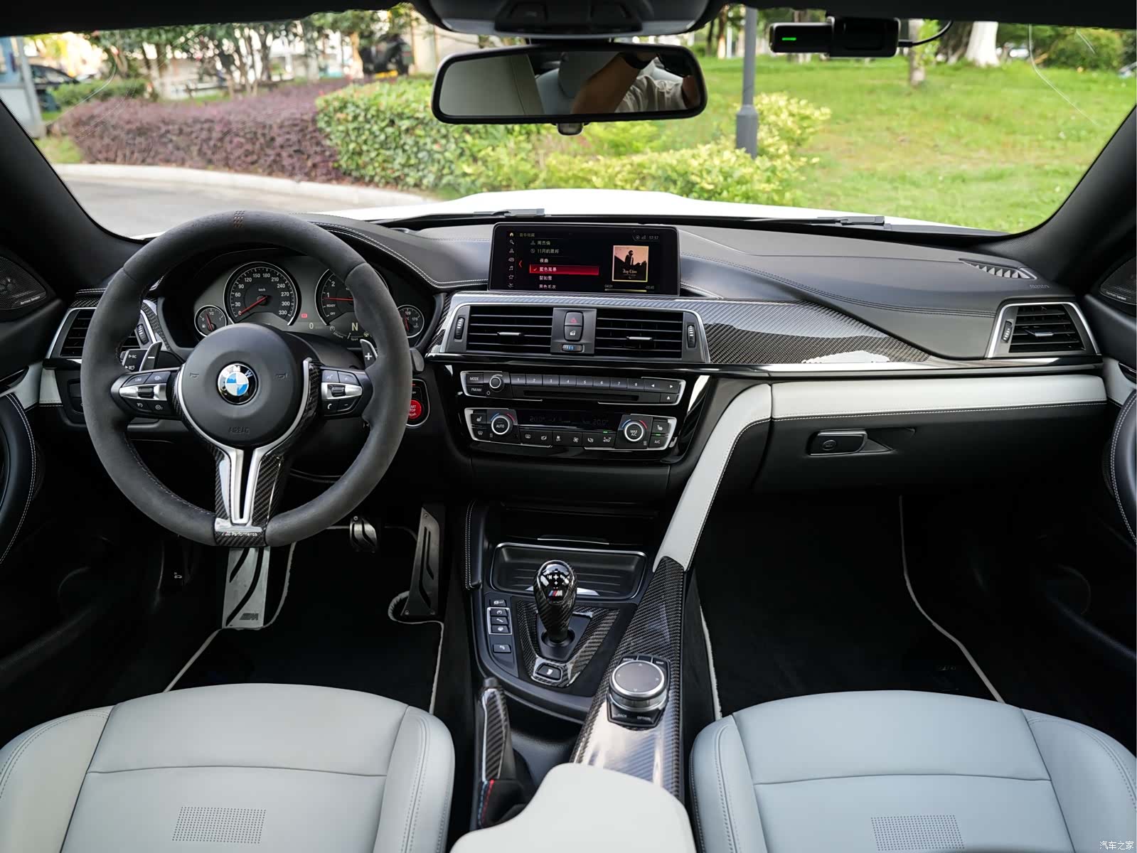BMW M4, 2019 13