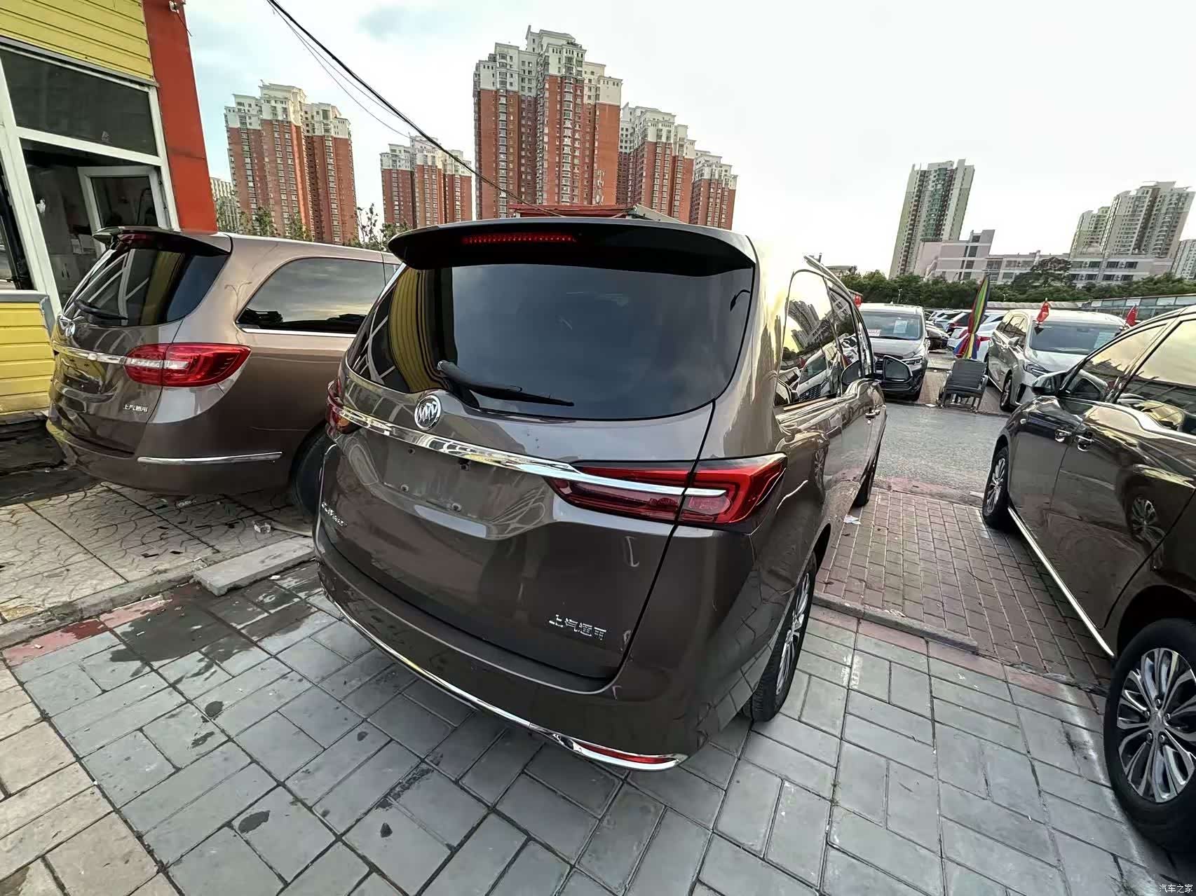 Buick GL8, 2022 9