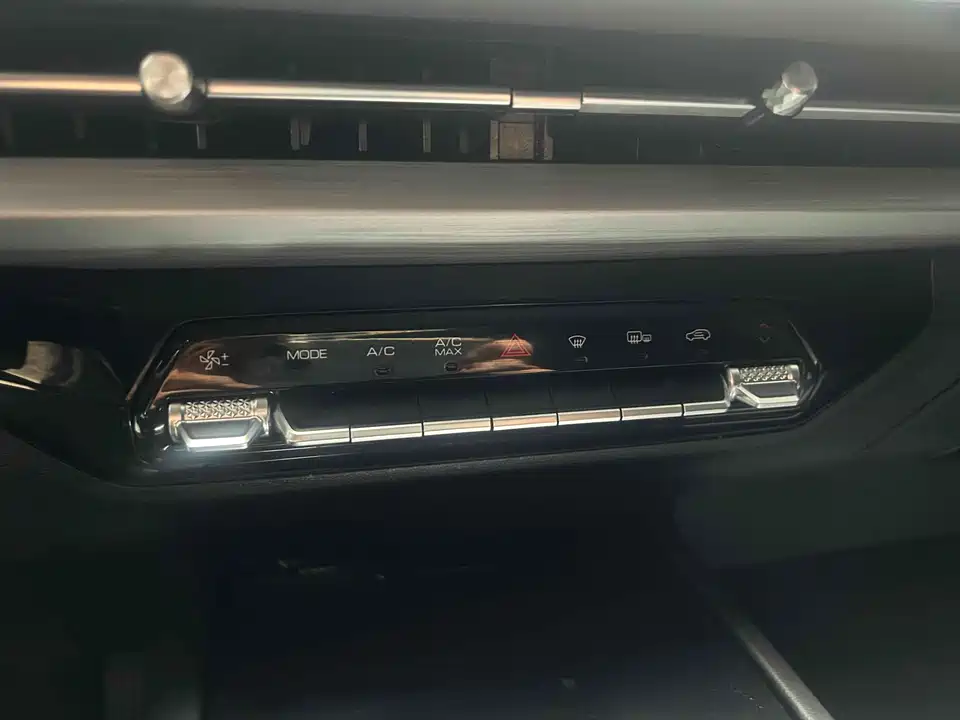 Wuling Wuling Jiachen