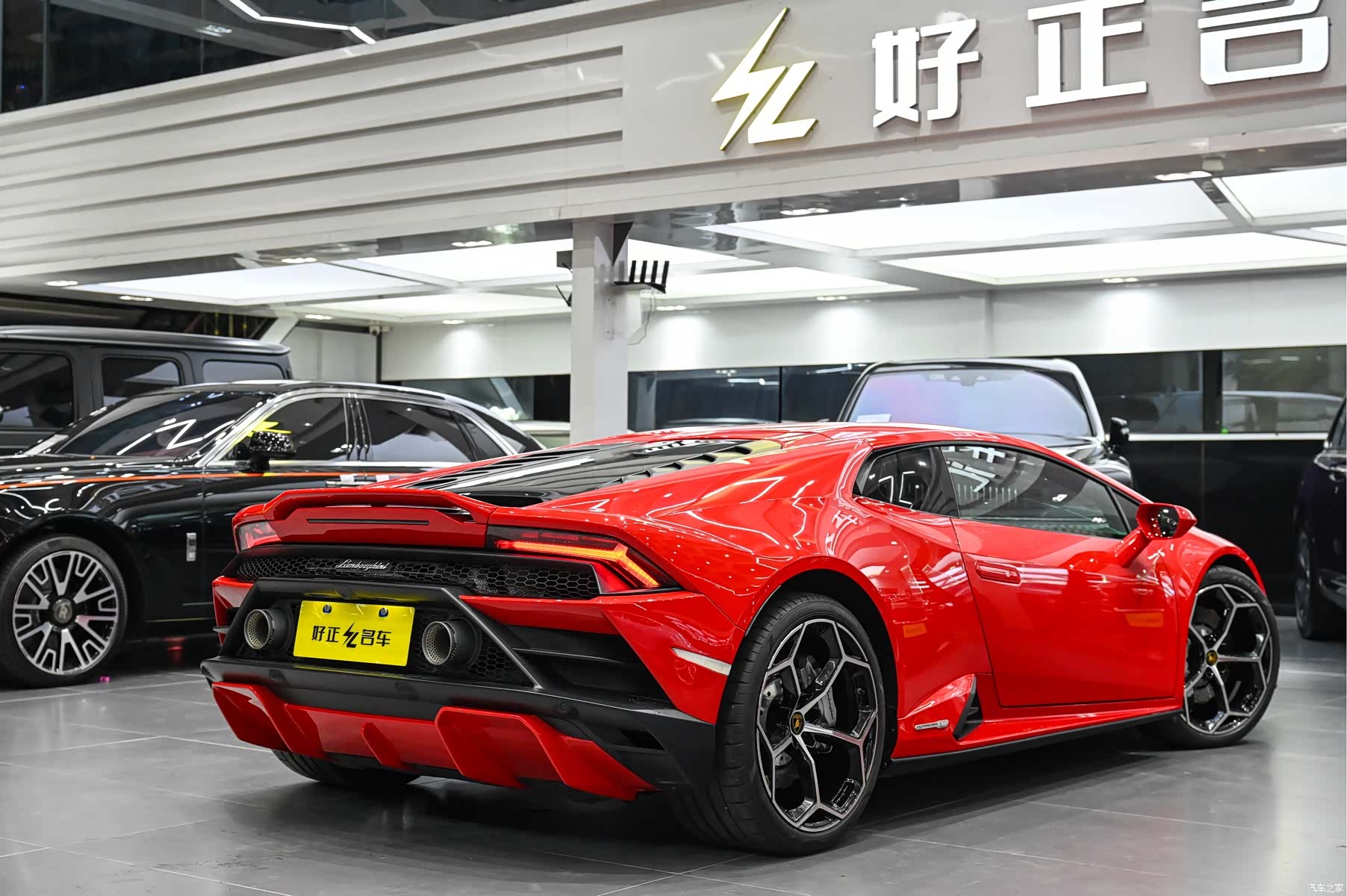 Lamborghini Huracán, 2022 4