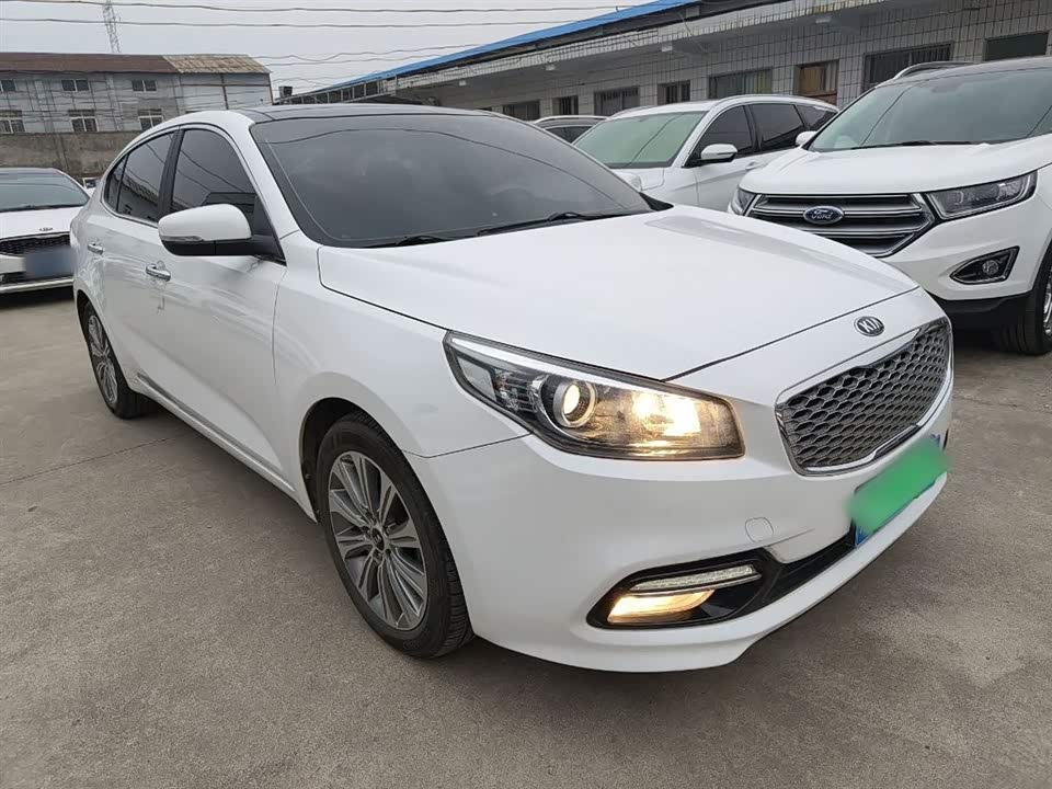 Kia K4