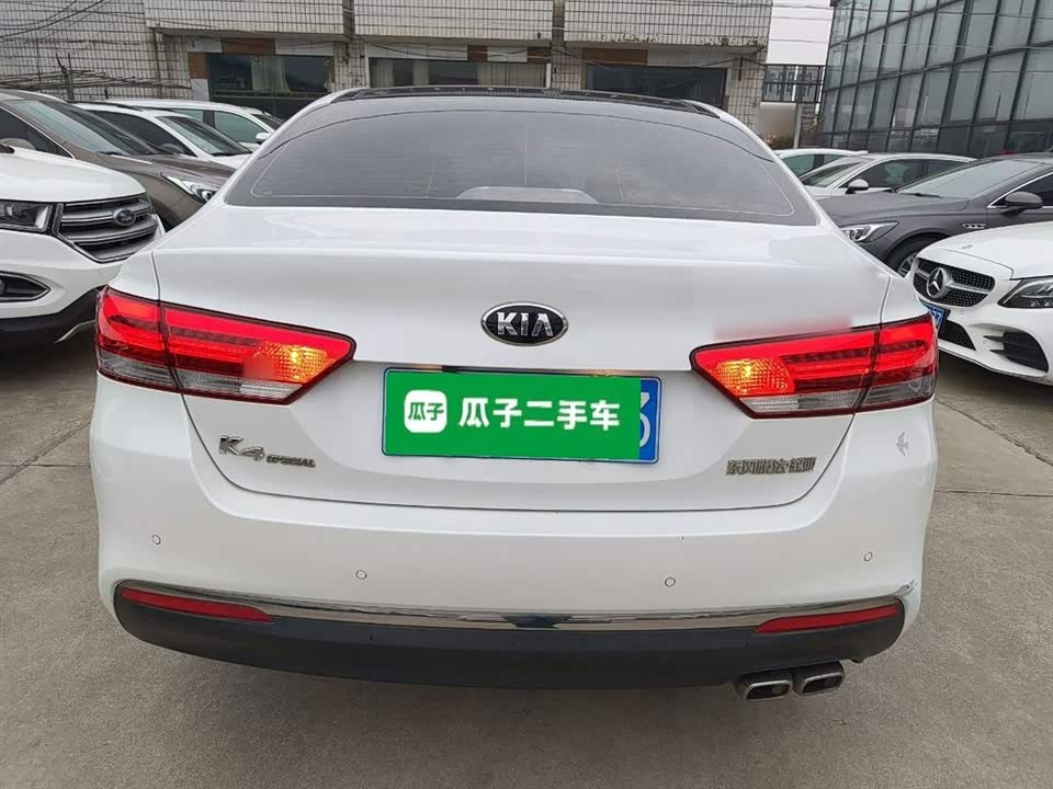 Kia K4