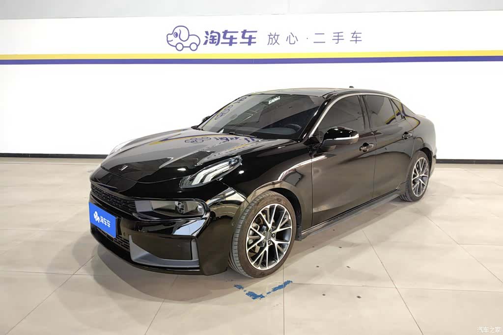 Lynk & Co 02