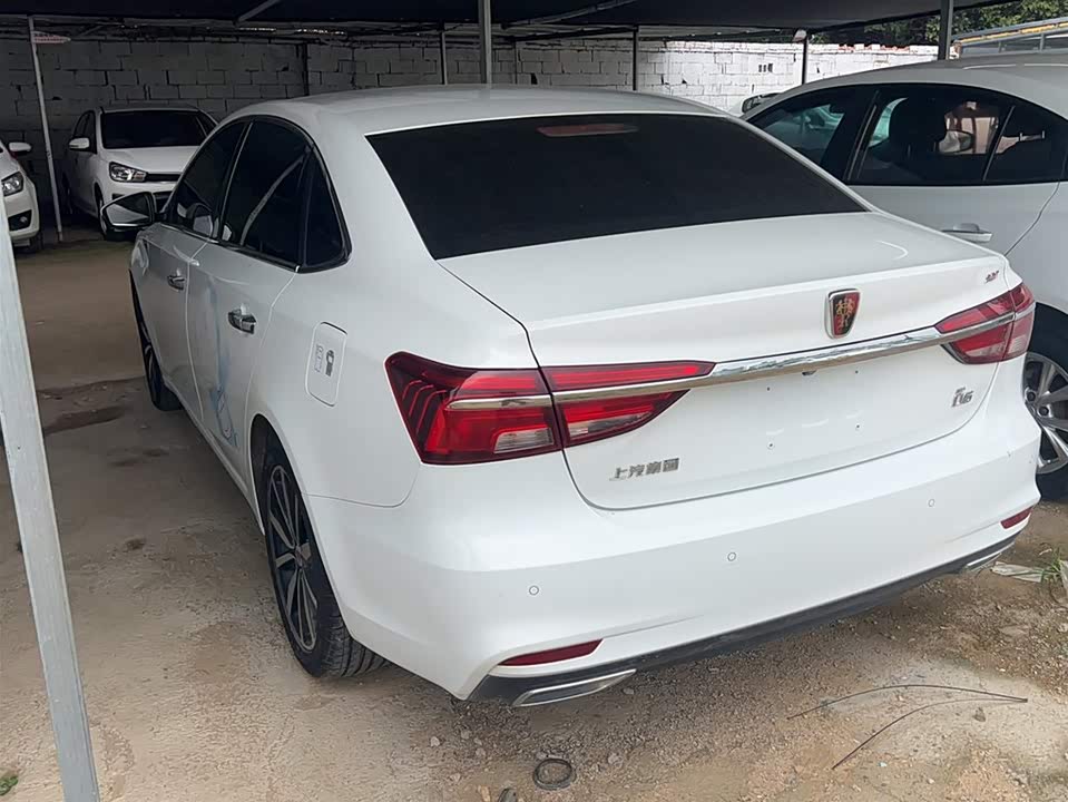 Roewe i6 Roewe i6