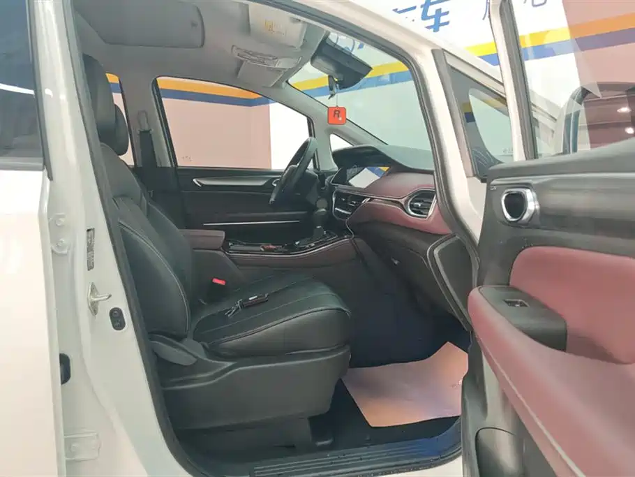 Trumpchi Trumpchi M6