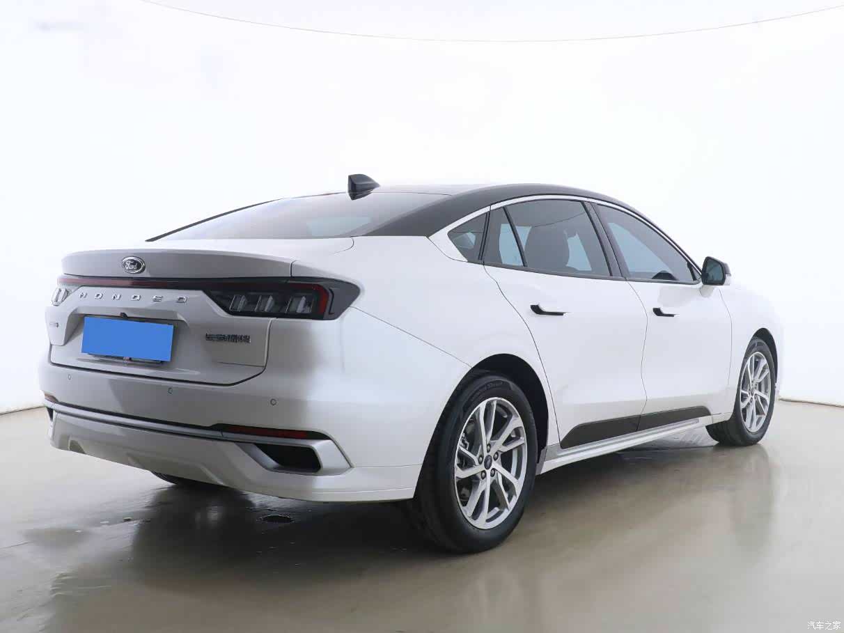 Ford Mondeo, 2022 8
