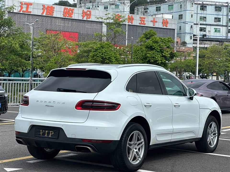 Porsche Macan Porsche Macan