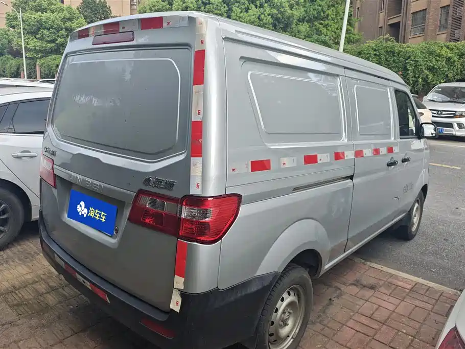 Jinbei Little Sea Lion X30