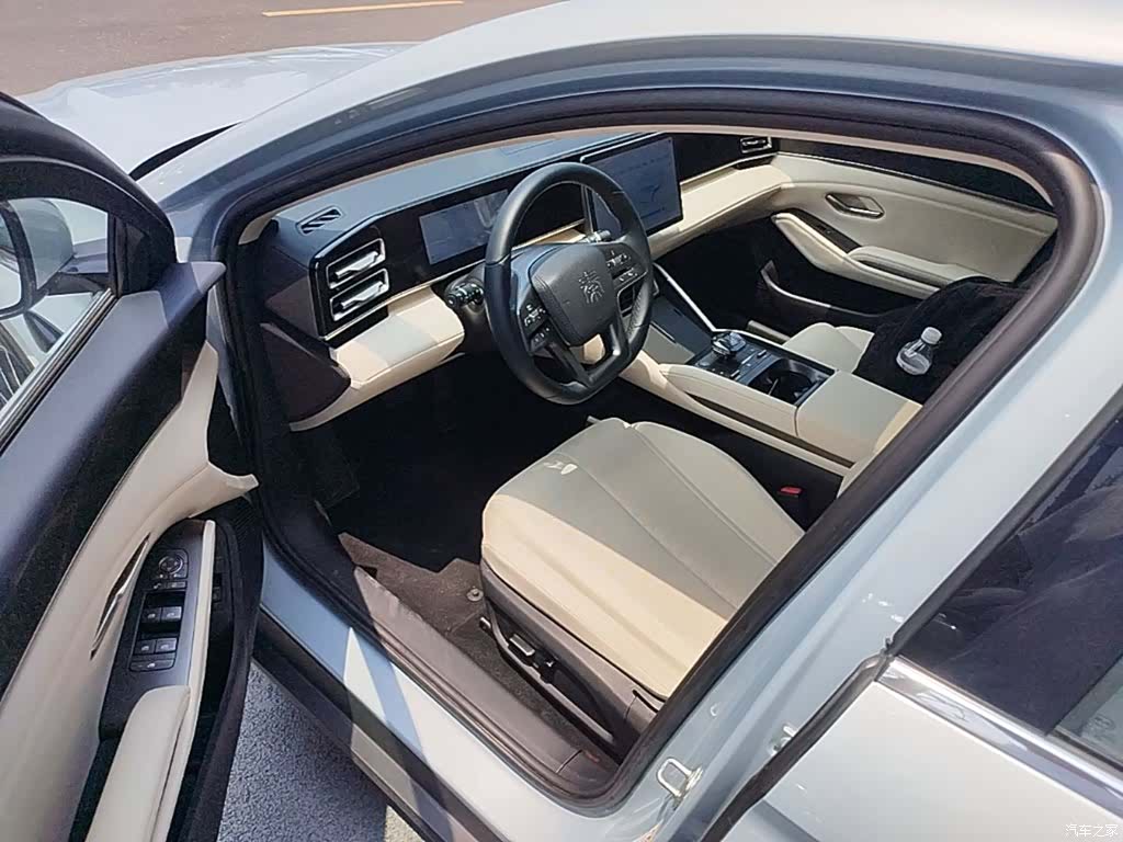 BYD Qin, 2025 16