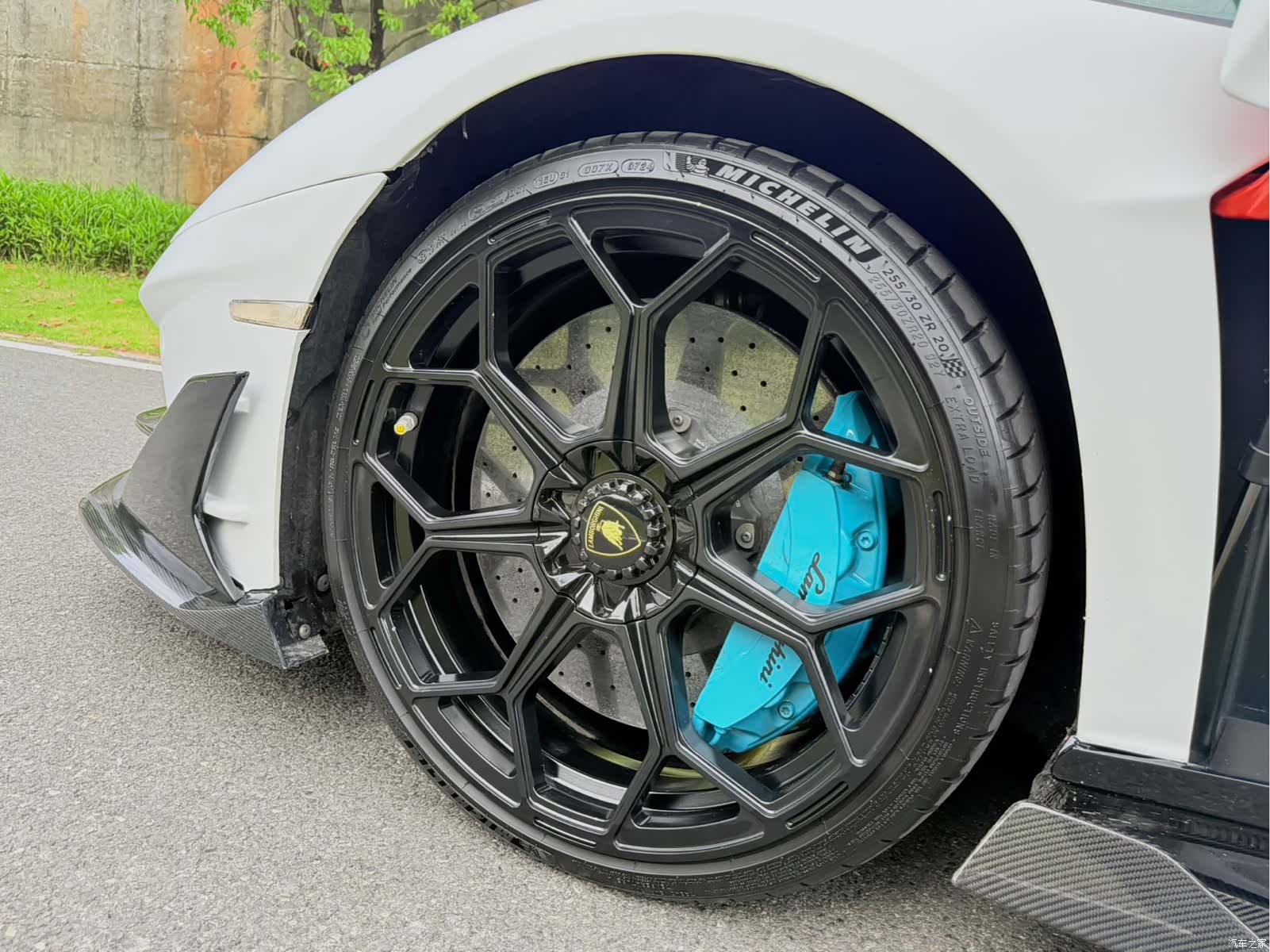 Lamborghini Aventador, 2012 16