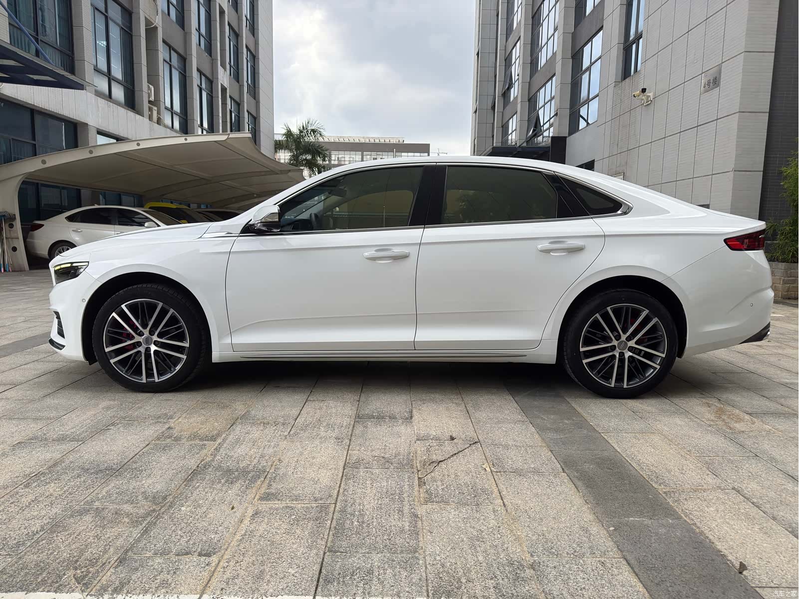 Geely Preface, 2021 4