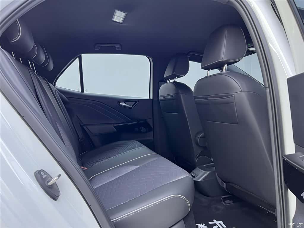 Volkswagen ID.3, 2024 18