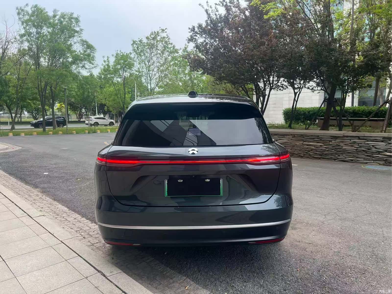 NIO ES8, 2024 6