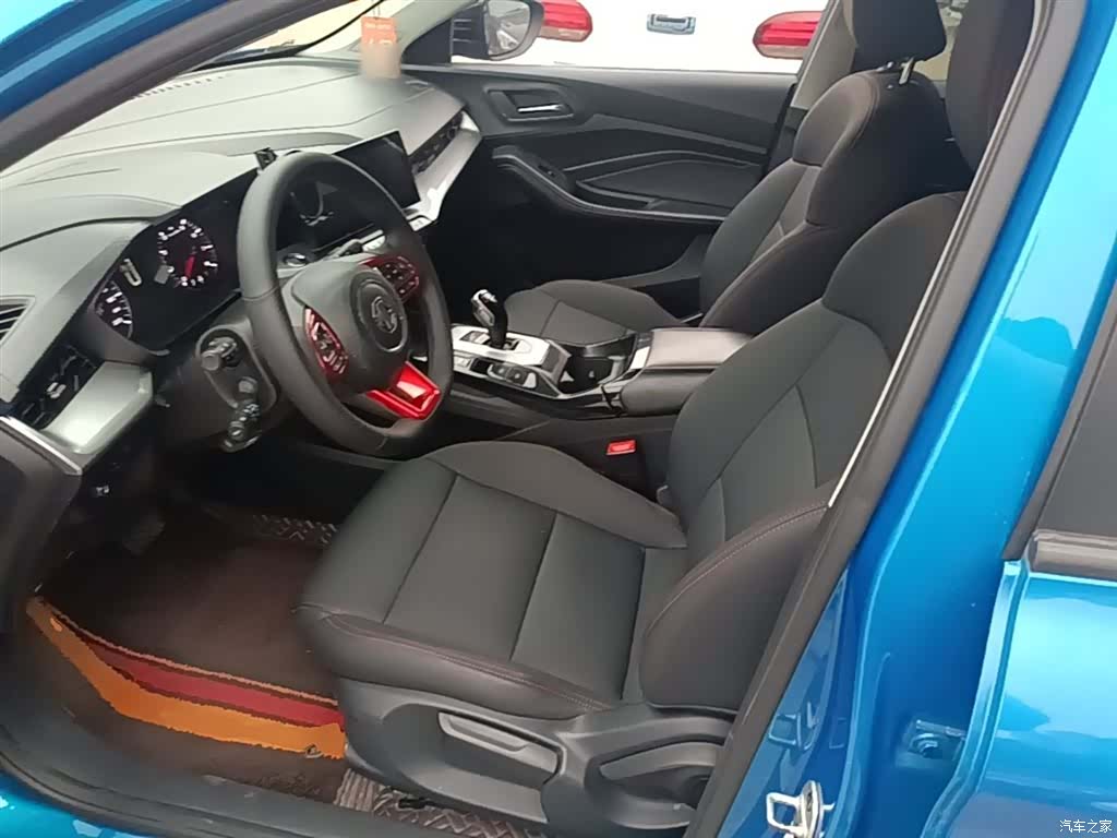 MG MG5, 2021 15