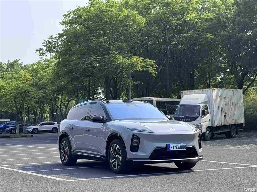 NIO ES6, 2025 4