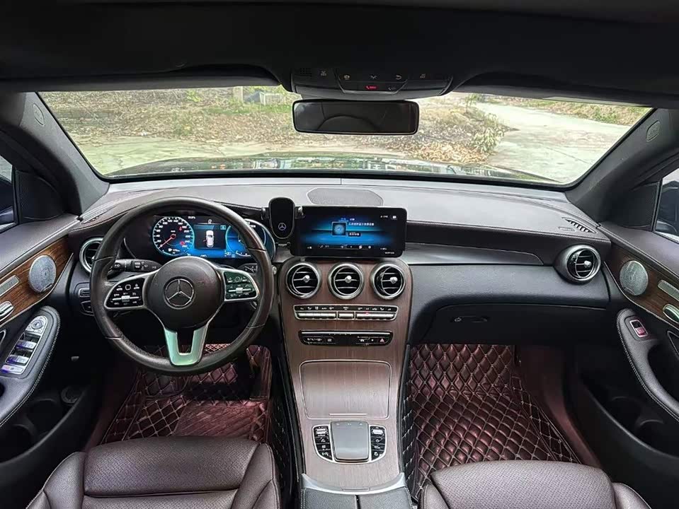 Mercedes-Benz GLC Mercedes-Benz GLC