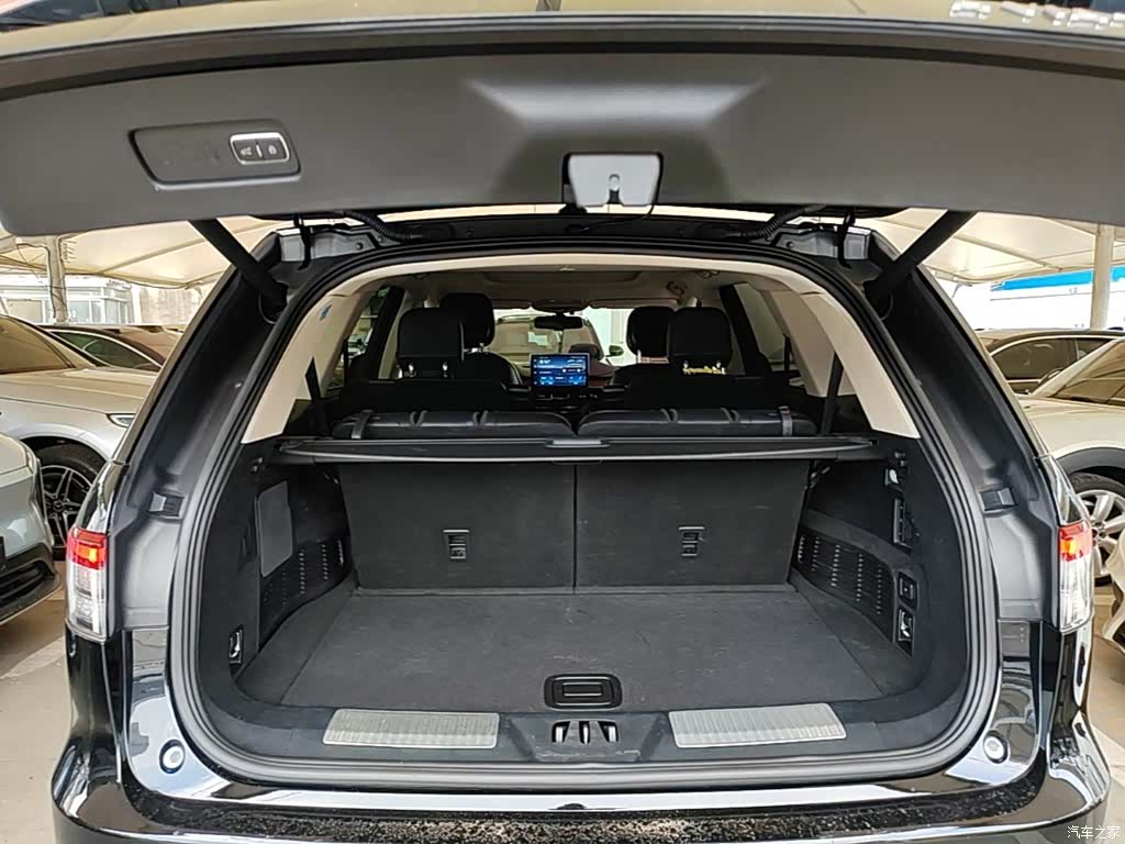Lincoln Aviator, 2021 19