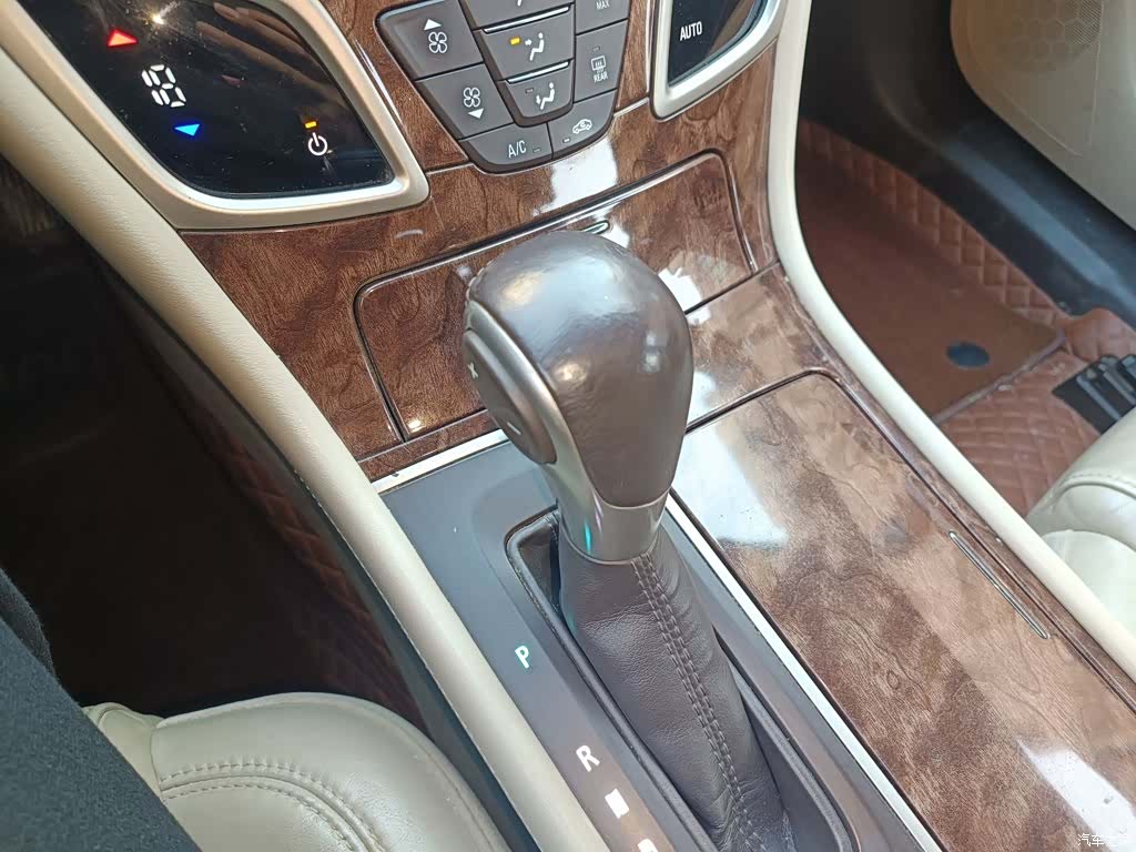 Buick LaCrosse, 2015 11
