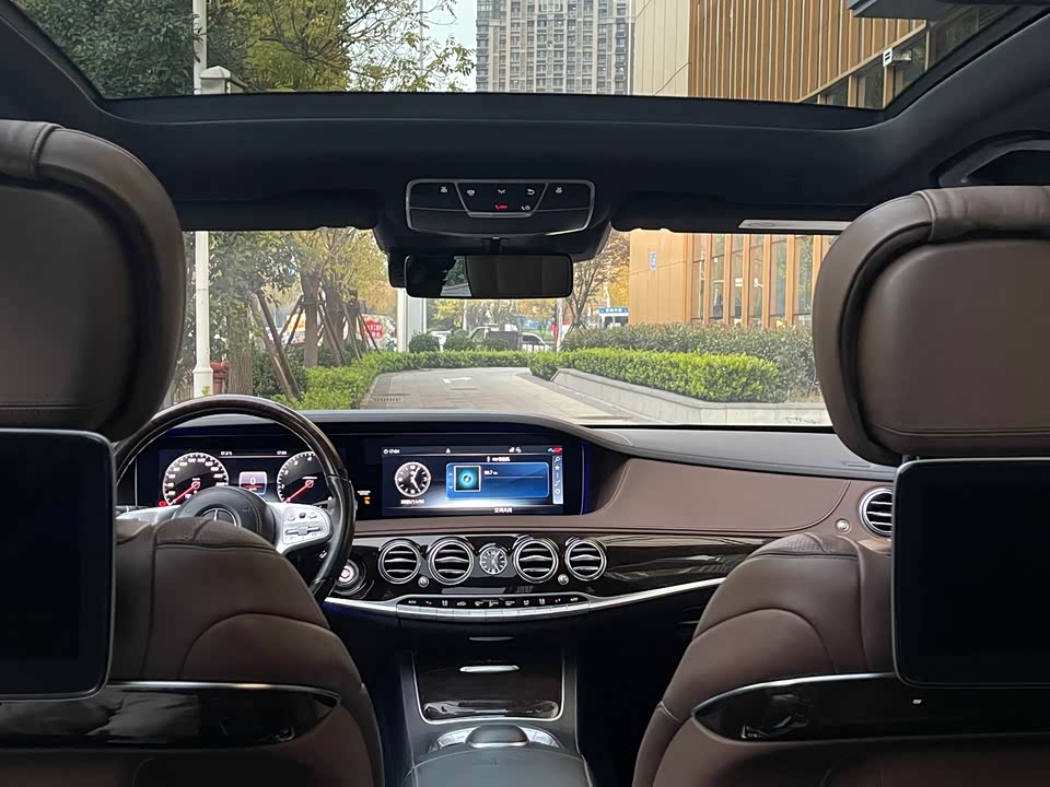 Mercedes-Benz Maybach S-class