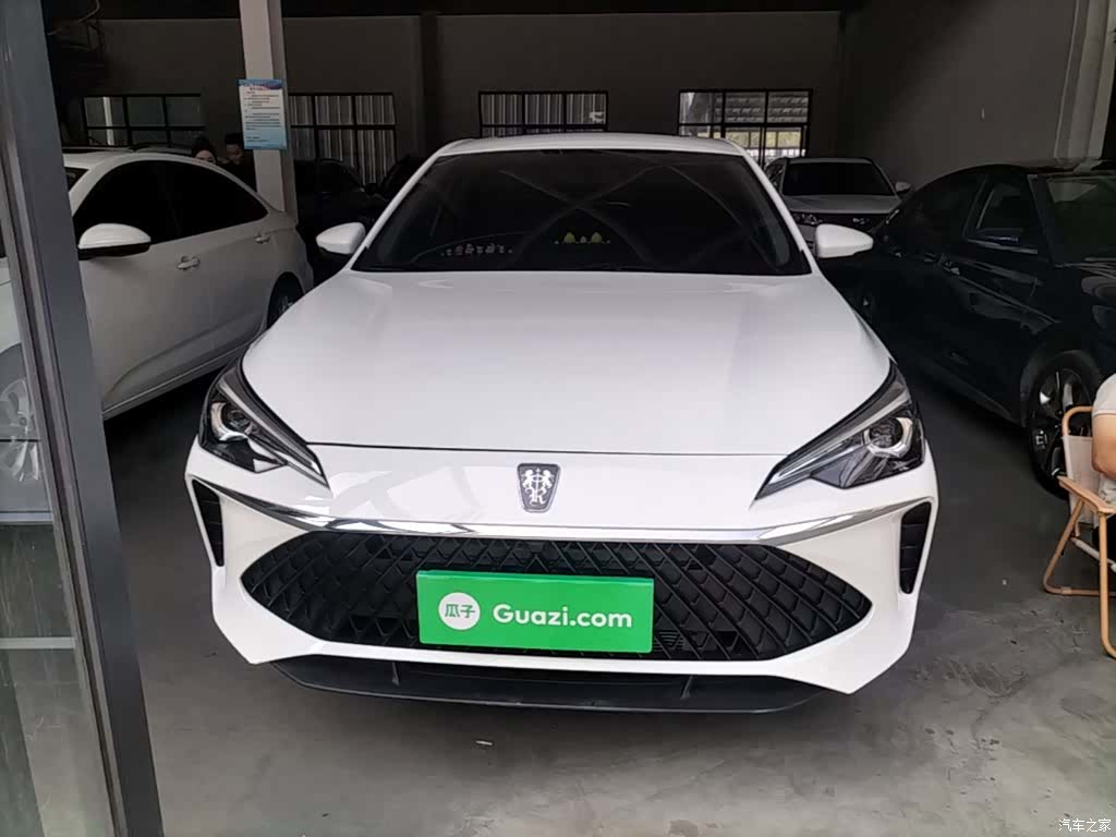 Roewe i5, 2025 3