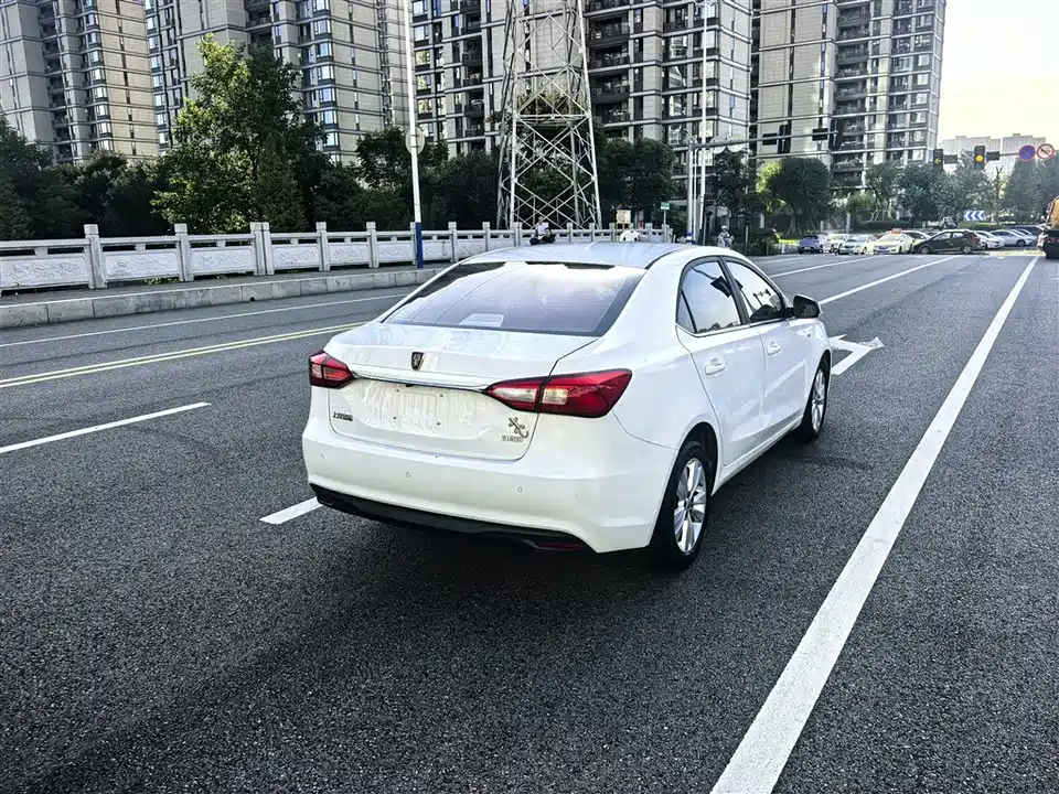 Roewe 360