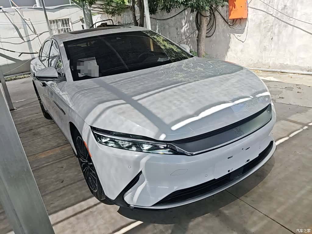 BYD Han, 2021 4