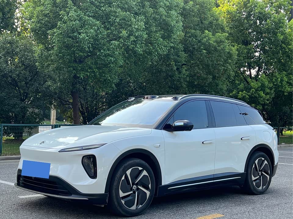 NIO ES6