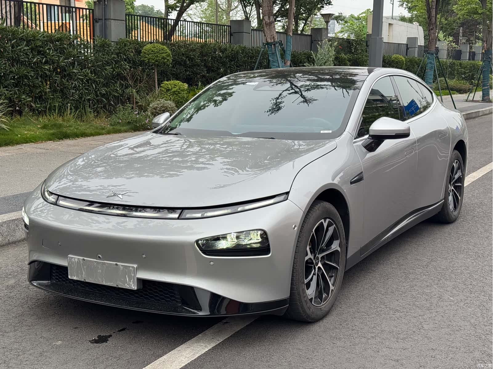 Xpeng P7, 2022 1