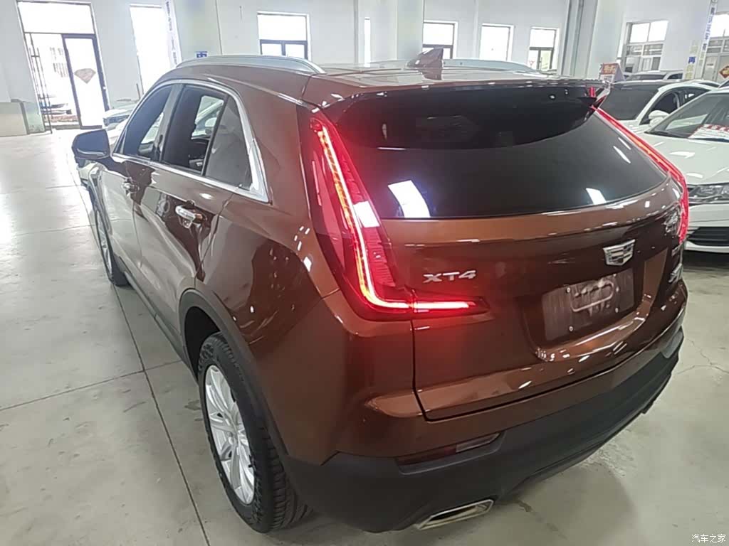 Cadillac XT4, 2020 все фото