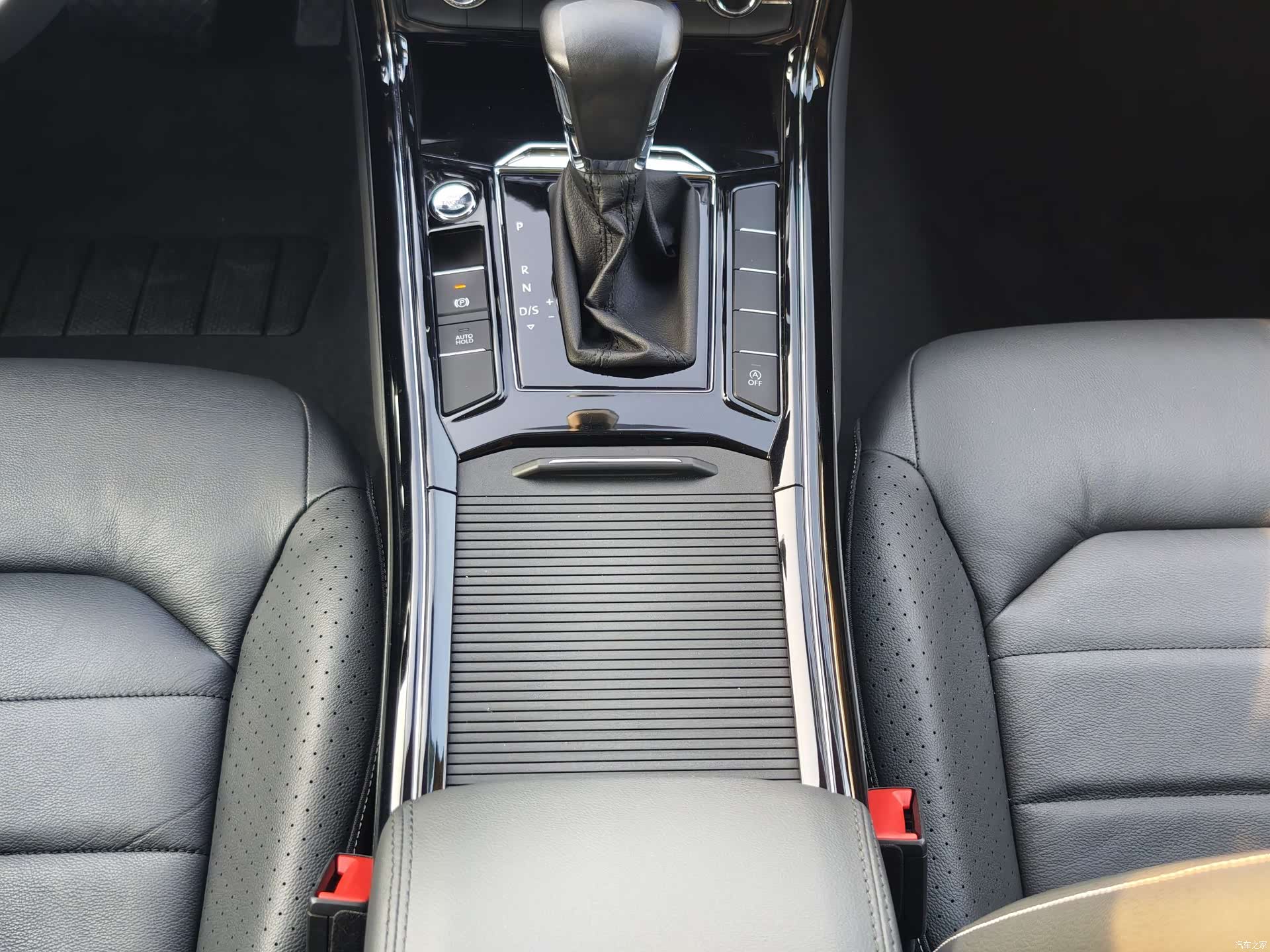 Volkswagen Phideon, 2017 17