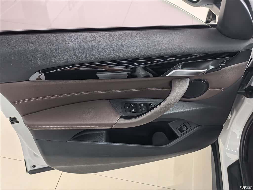 BMW X1, 2019 16