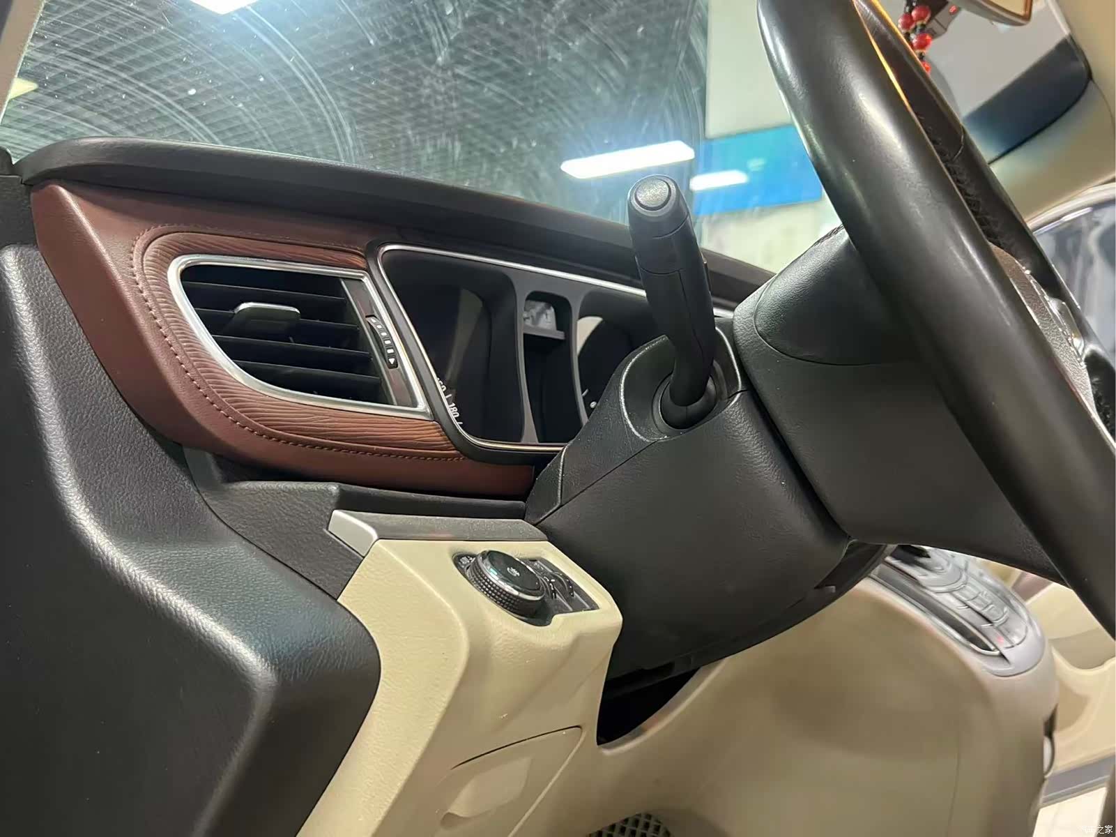 Buick GL8, 2017 12