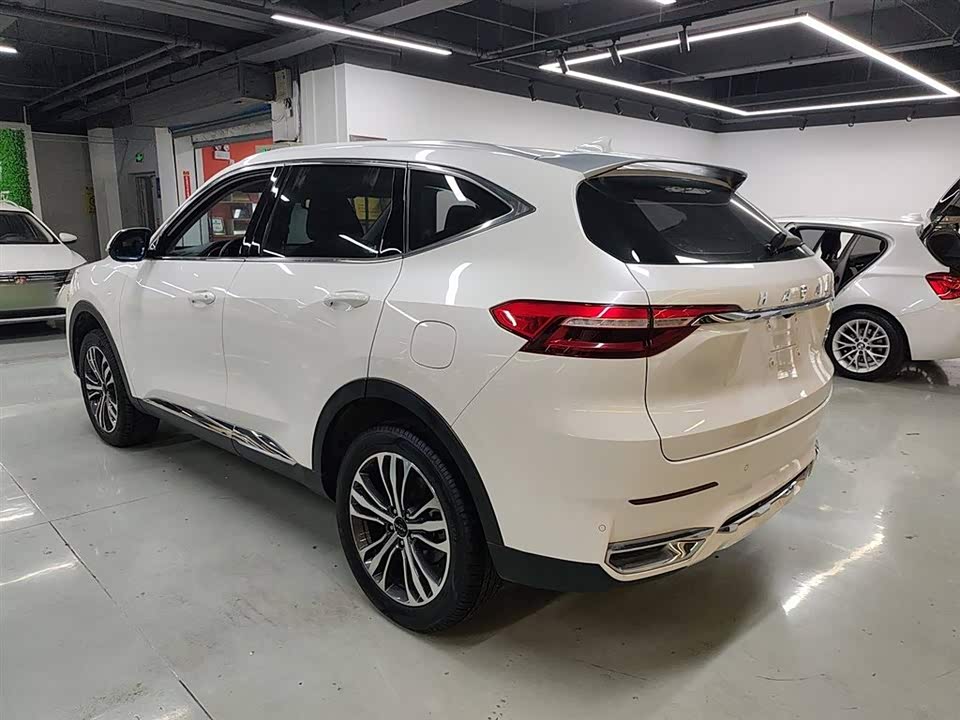 Haval F7