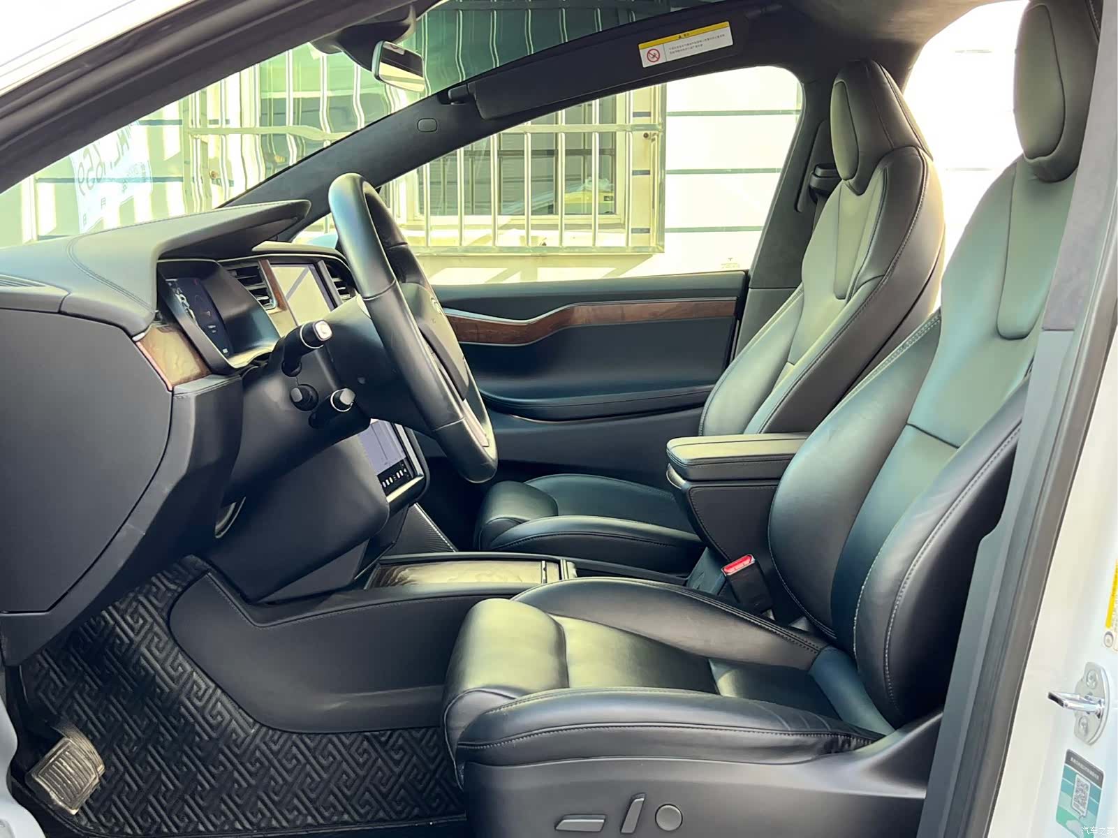 Tesla Model X, 2019 18