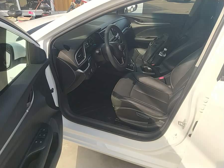 Buick Inslight 2022, фото 16