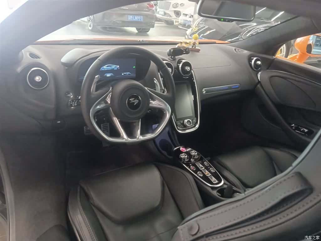 McLaren GT, 2023 10
