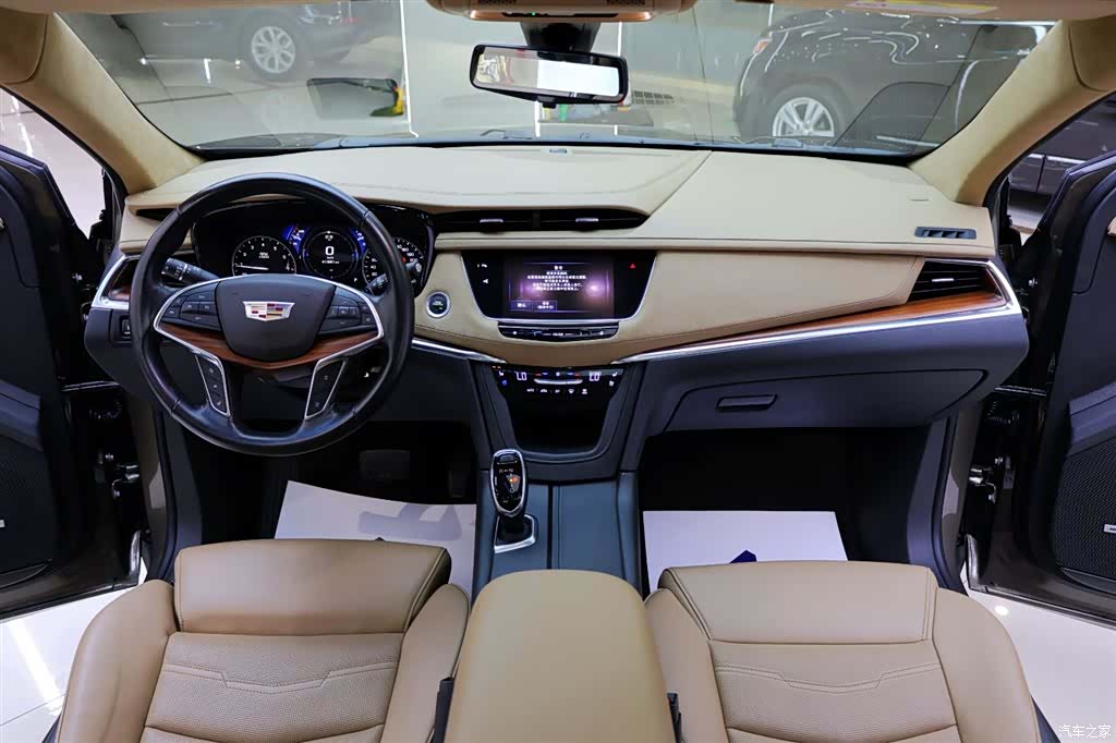 Cadillac XT5, 2017 18