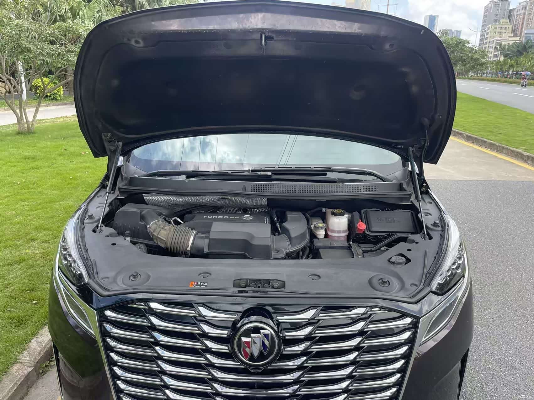 Buick GL8, 2020 9