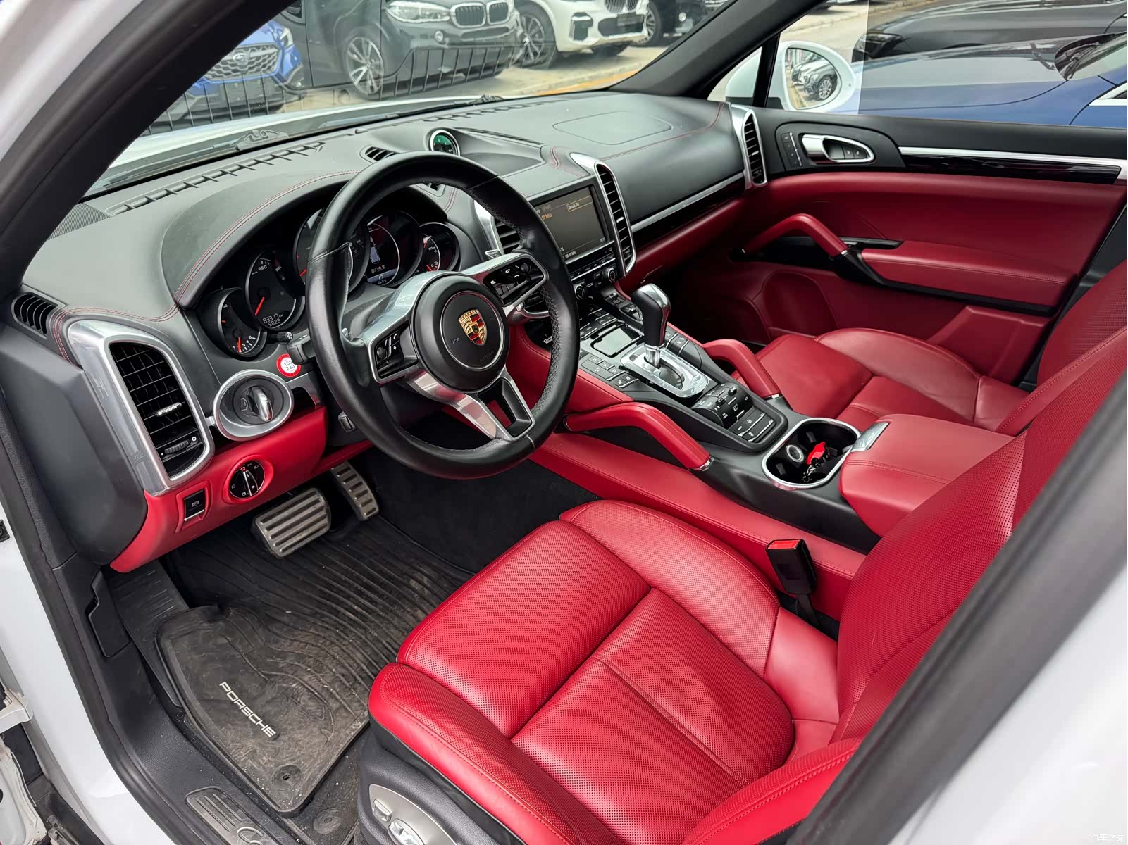 Porsche Cayenne, 2015 12