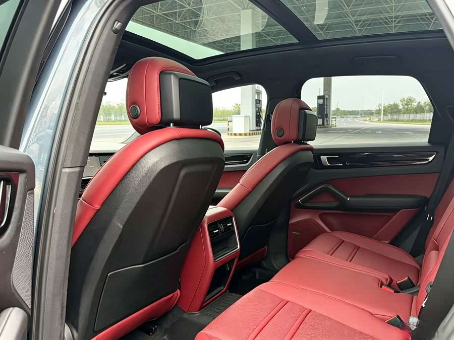 Porsche Cayenne 2019, фото 6