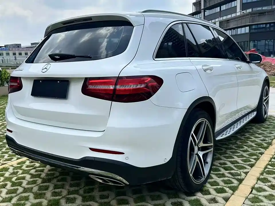 Mercedes-Benz GLC Mercedes-Benz GLC