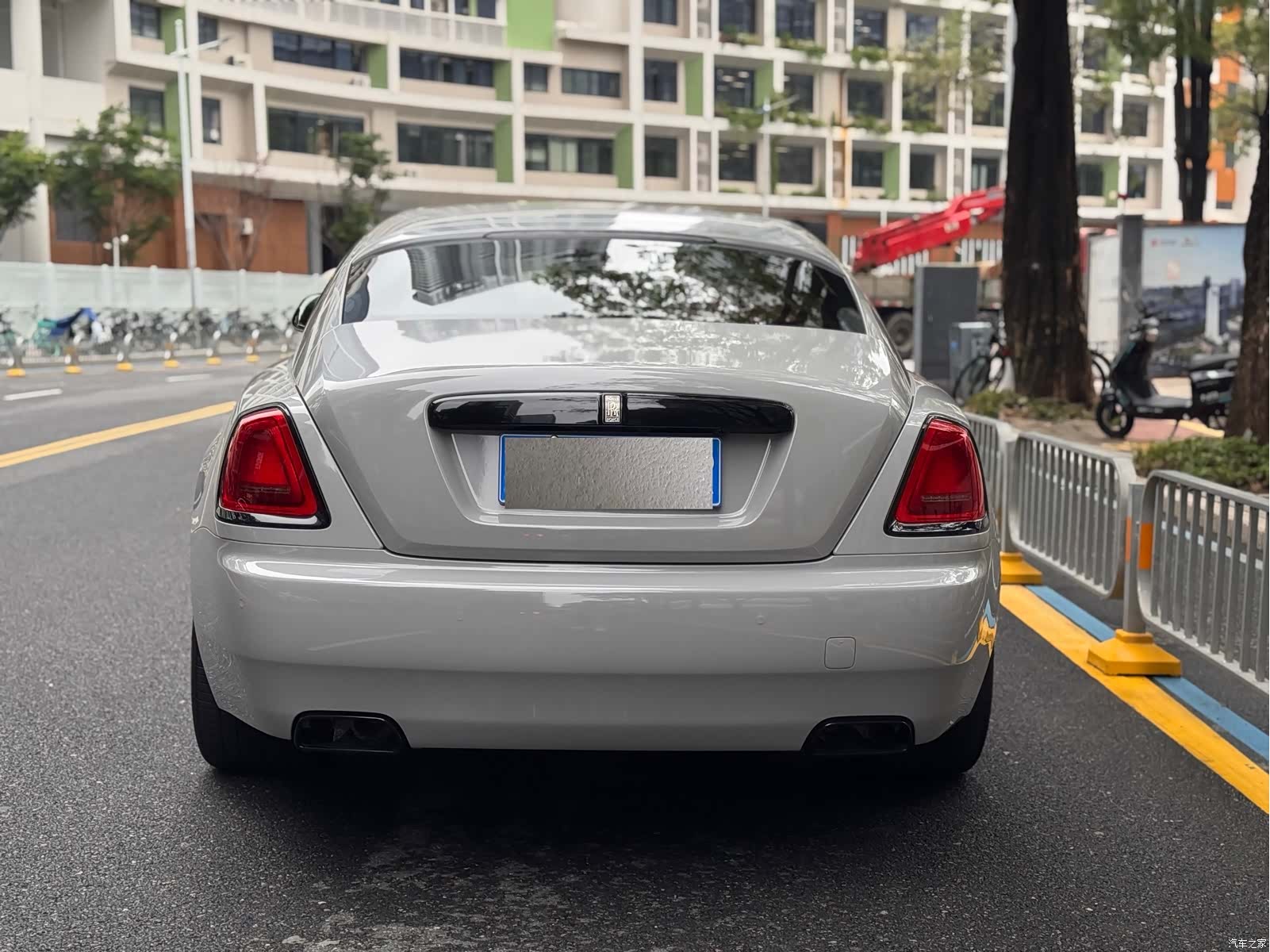 Rolls-Royce Wraith, 2021 4
