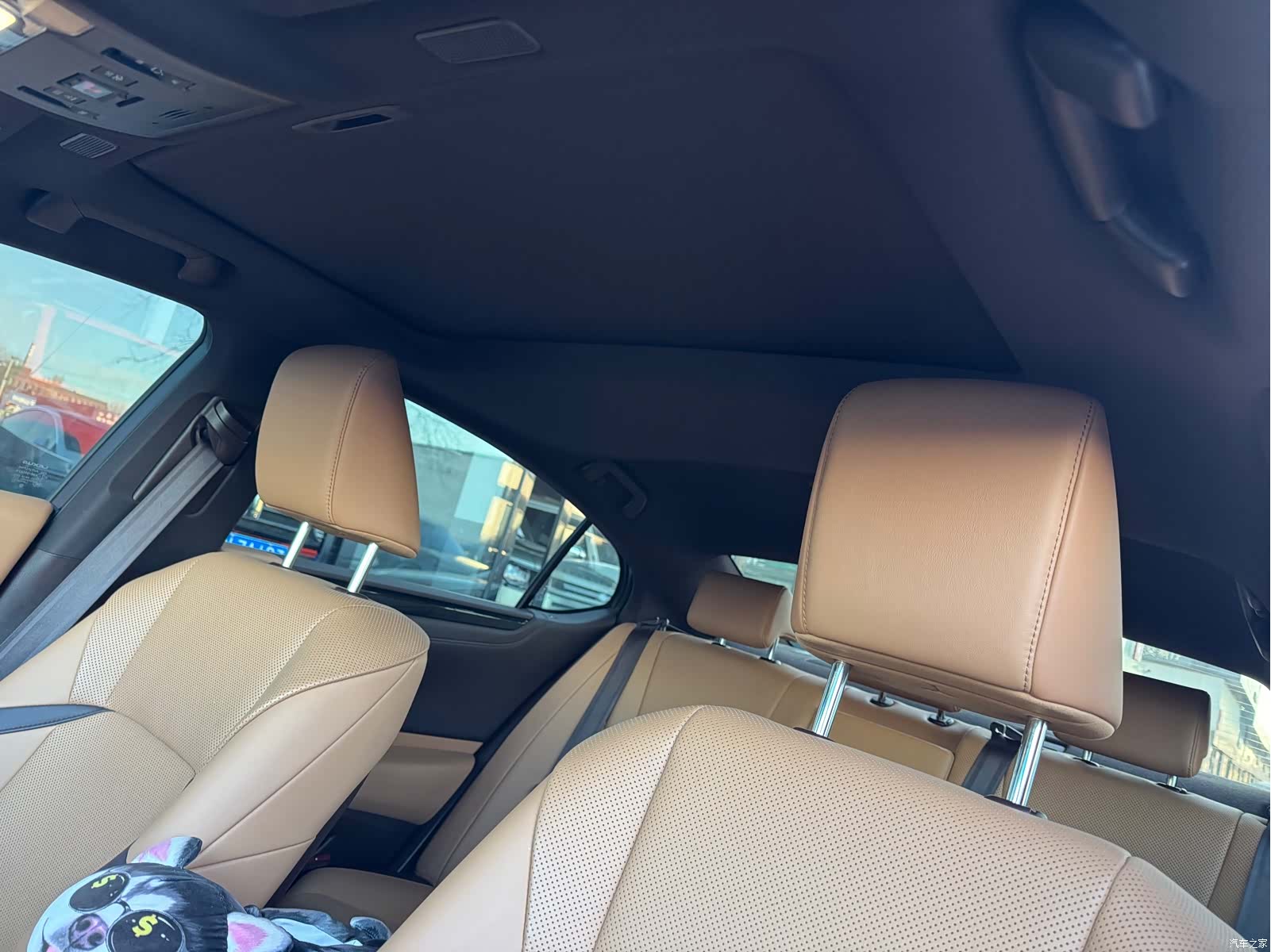 Lexus ES, 2021 9