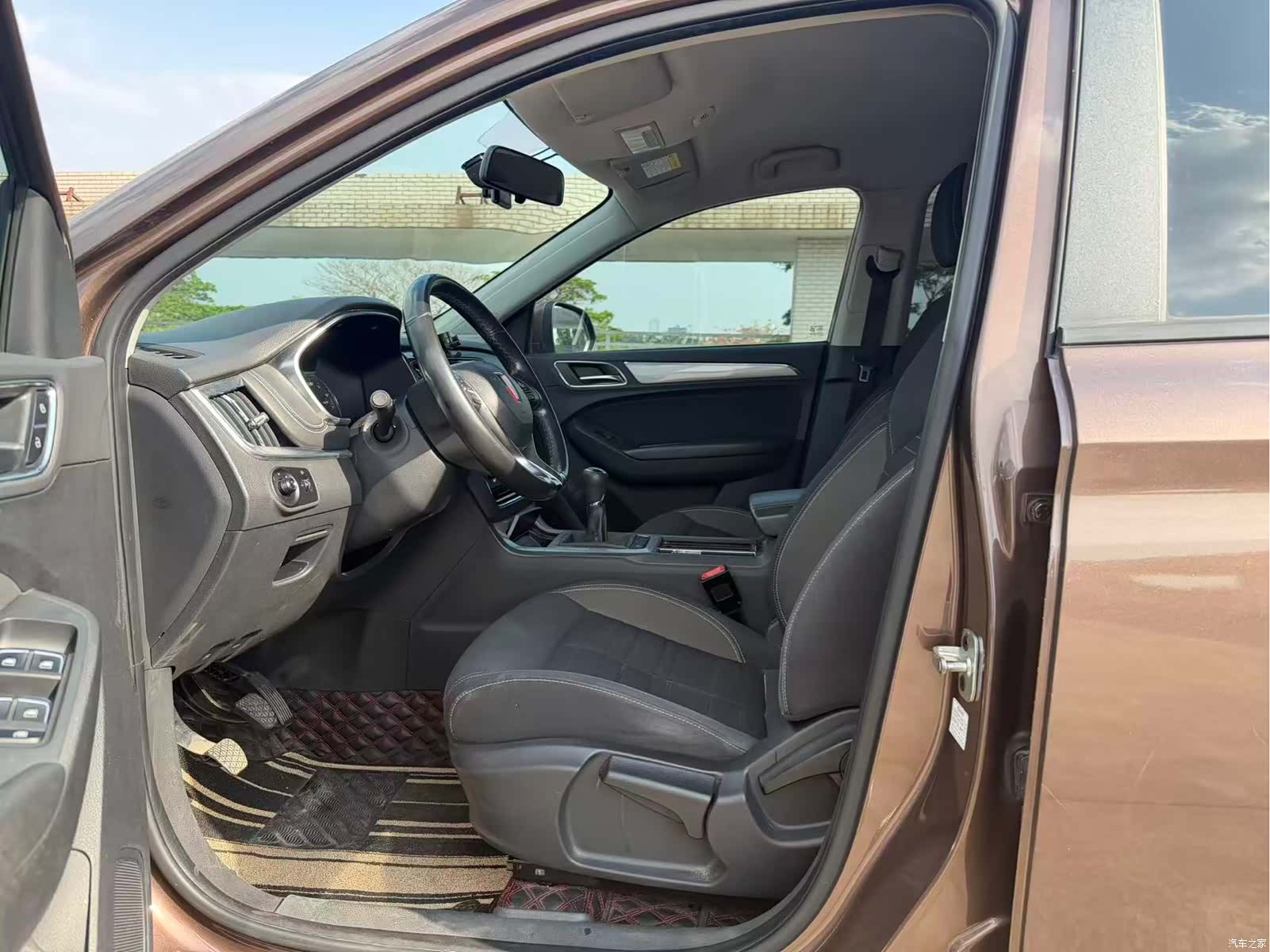 Roewe RX5, 2017 7