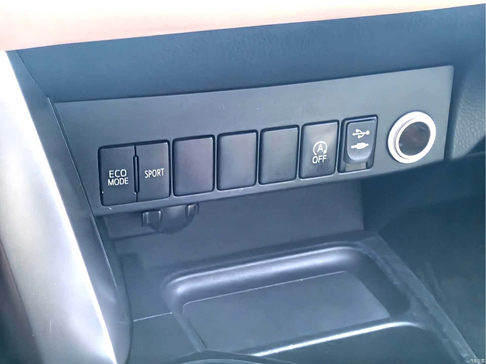 Toyota RAV4, 2017 6