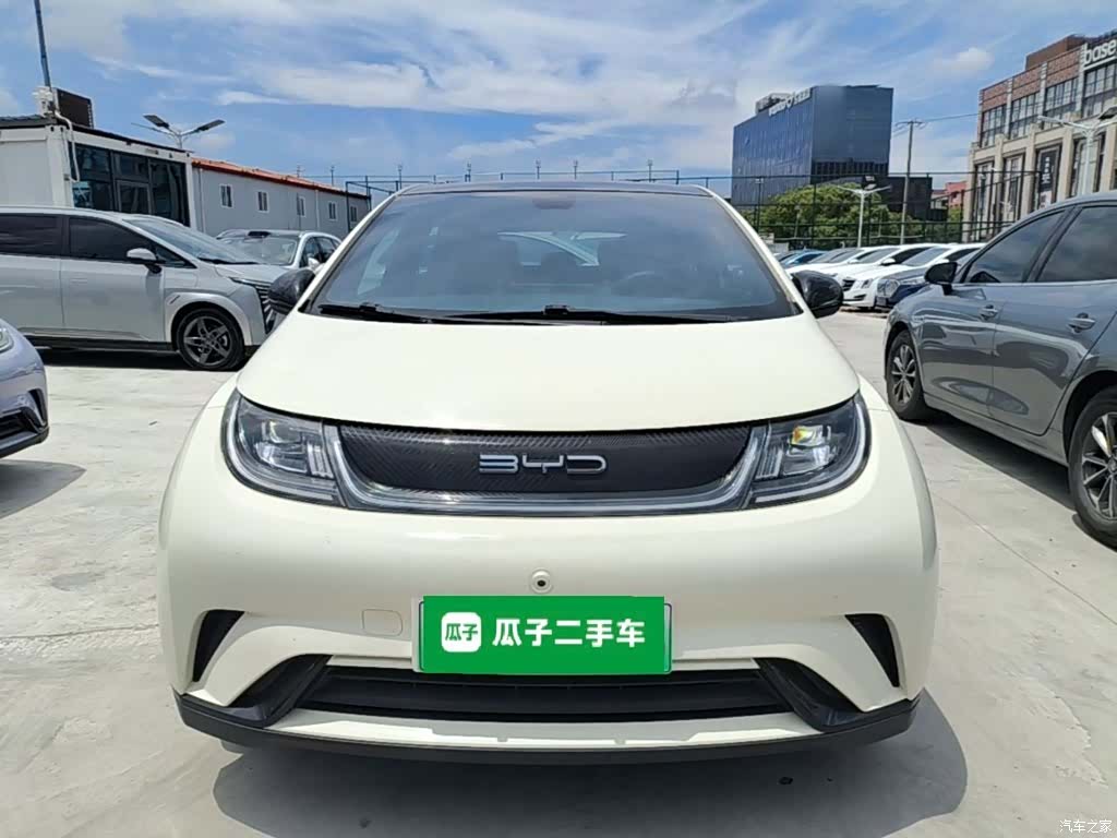 BYD Dolphin, 2023 3