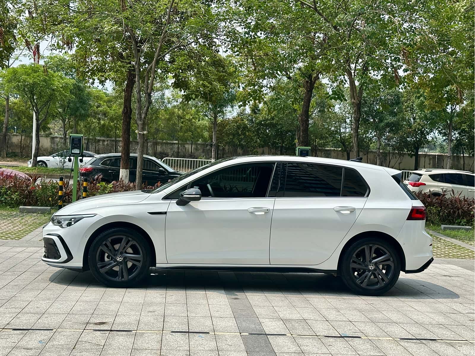Volkswagen Golf, 2023 9